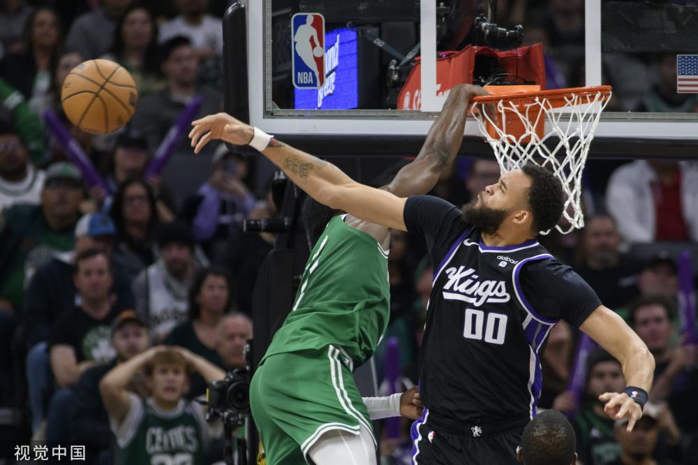 在面对对手 在面对对手